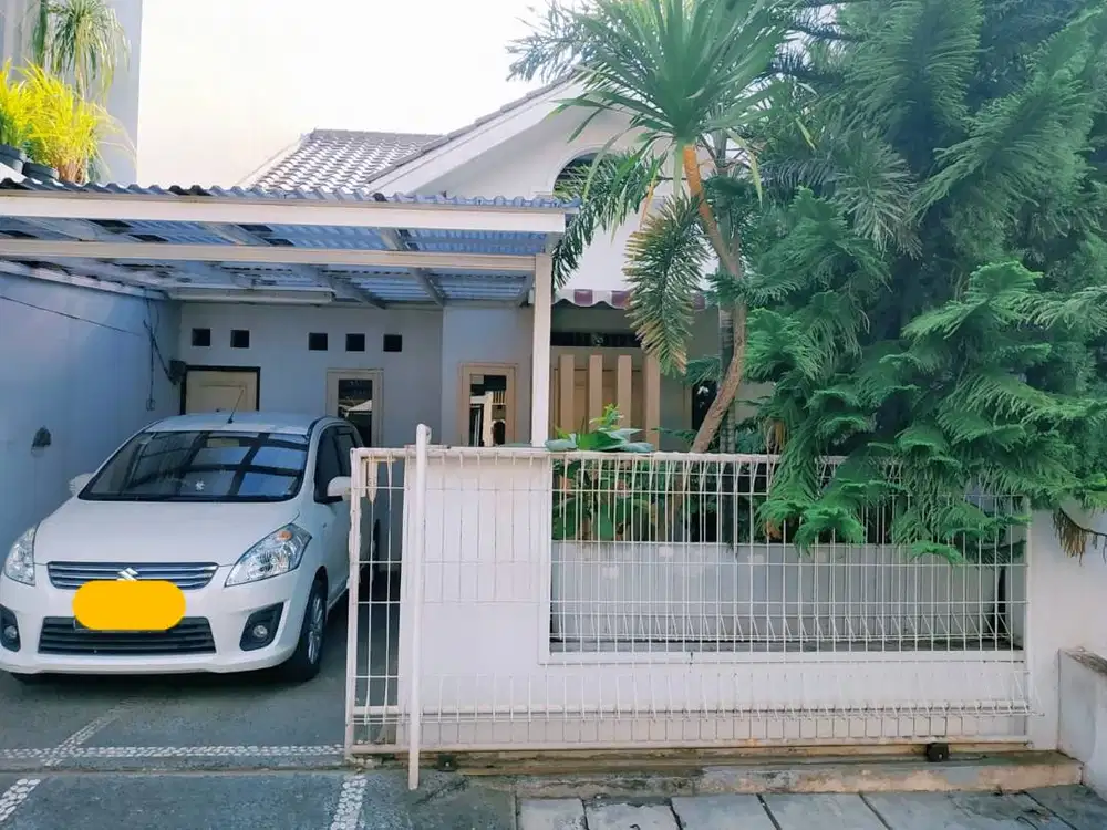 Rumah Nyaman seberang Mall Grand Galaxy Park