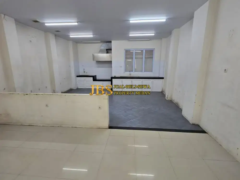 Dijual Rumah 3,5 Tingkat di Komplek Mutiara Palace Jalan Selamat Ketaren - Medan