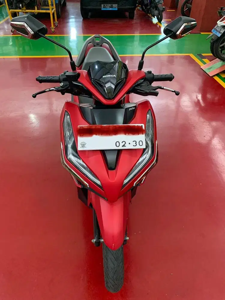 Vario 150 nego tipis tipis