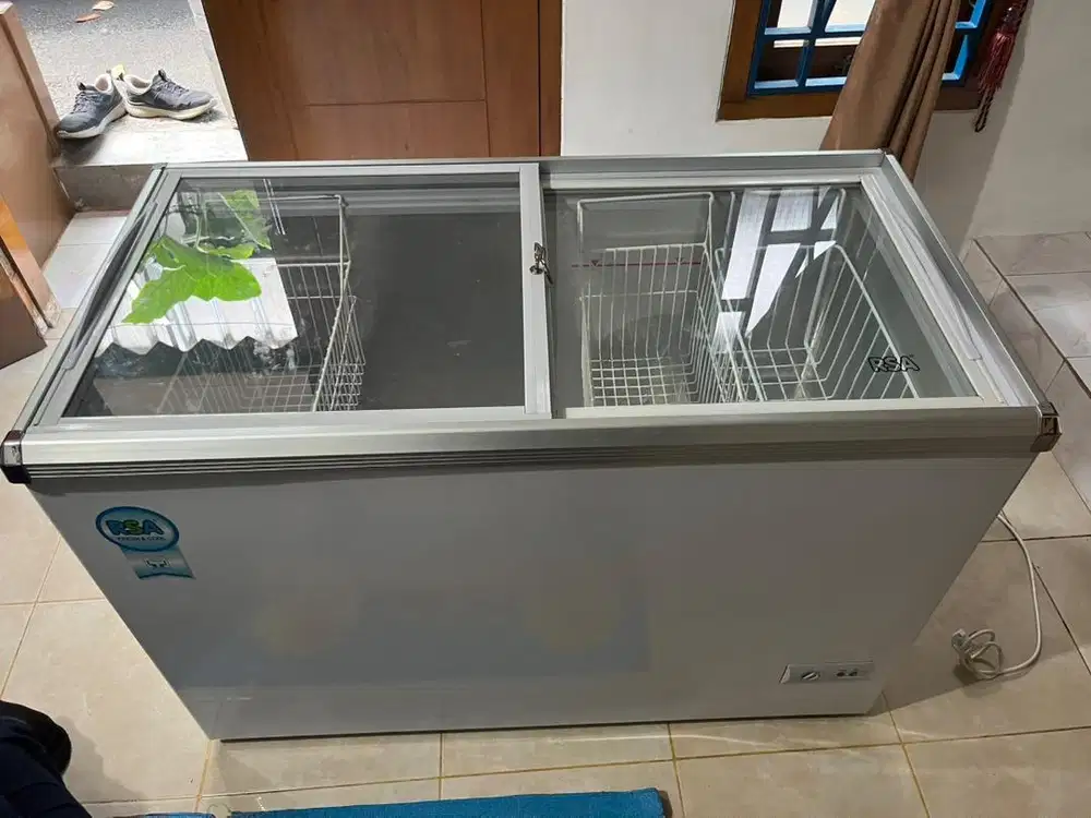 Frezeer RSA XS-320 288 L