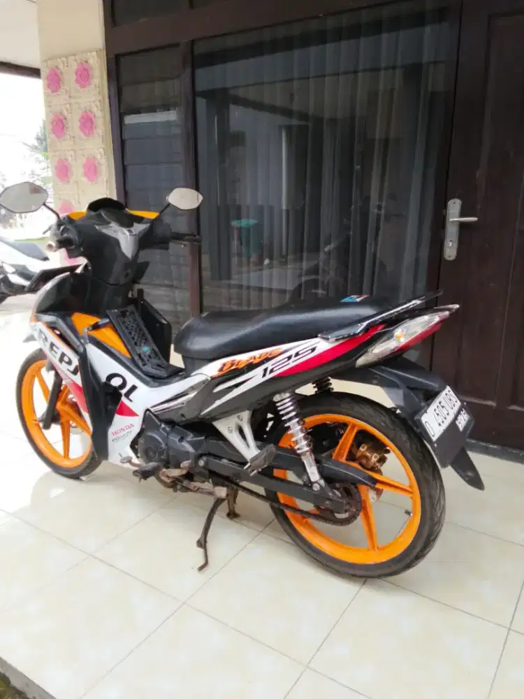 Dijual Honda Blade 2014