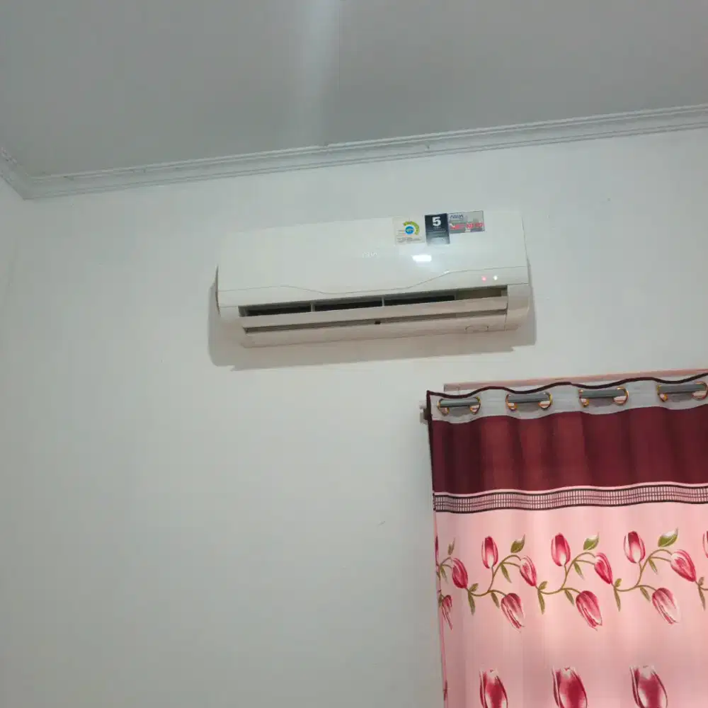 Di jual Ac 1/2pk Aqua terawat dr baru