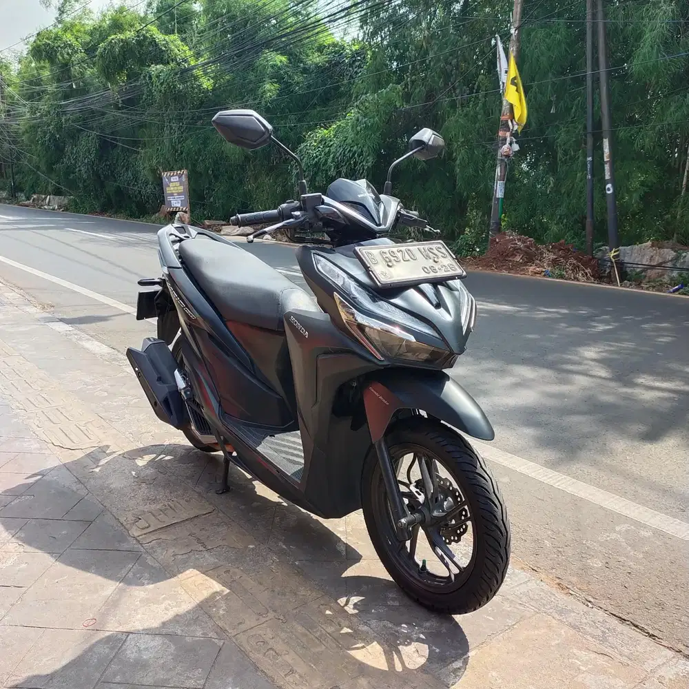 Honda Vario 150 2018 Hitam Bagus lengkap Mesin Cakep