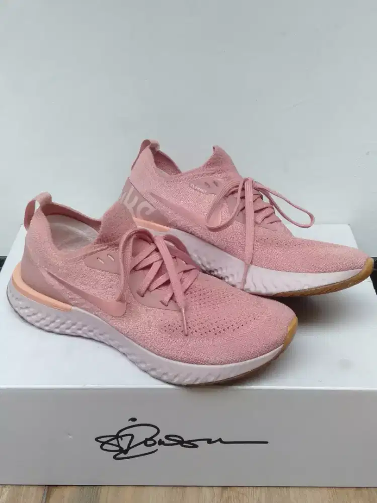 Sepatu running original