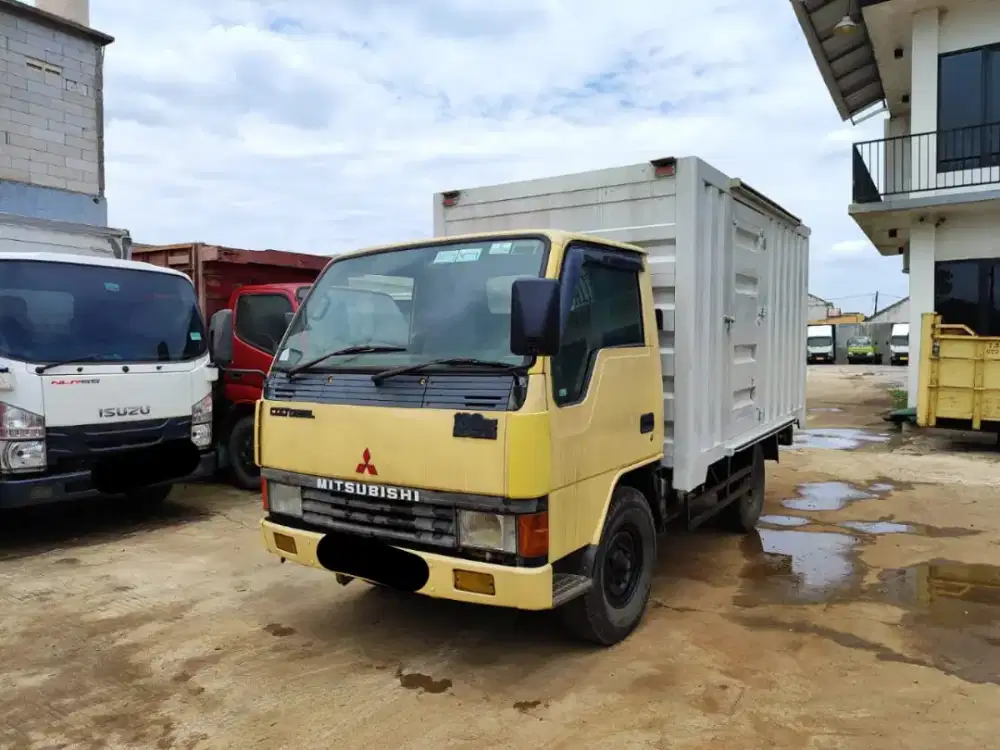 Mitsubishi Colt Diesel FE304 Ragasa 4 Roda Box Tahun 2006