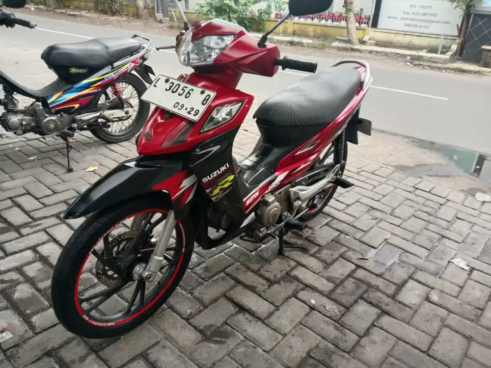 Suzuki Shogun RR injeksi