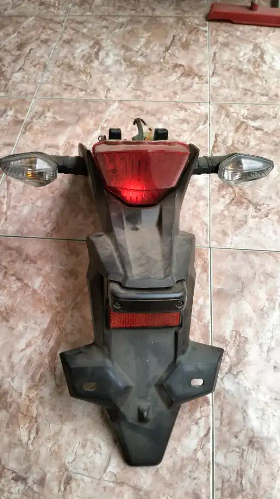 Spakbor Belakang Ori CRF 150