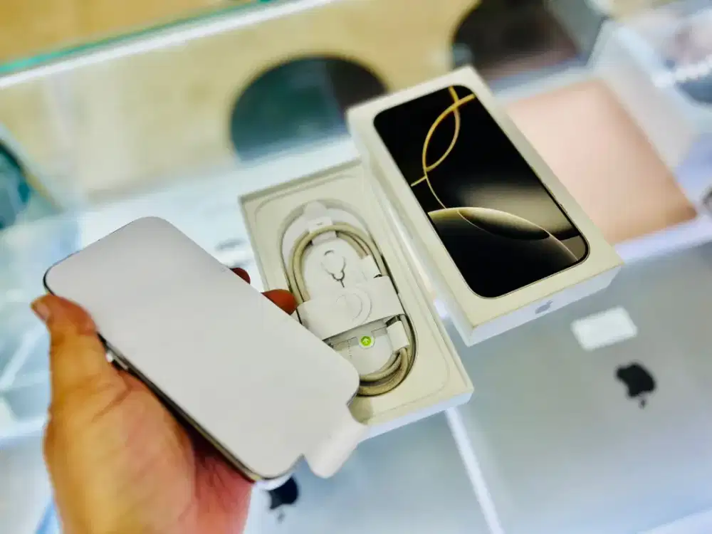 iPhone 16 Pro 128 GB warna Natural iBox BH 100%, Garansi sd April 2026