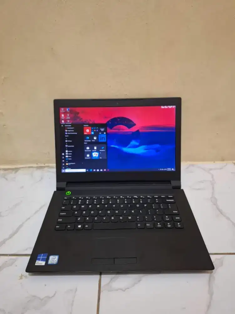 Lenovo Ideapad V310-14IKB Intel Core i5 Kabylike Gen 7 Mulus