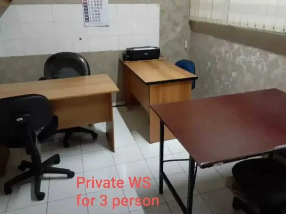 MURAH SEWA Ruang Kantor utk 3 Pegawai Full Rurnish All In Bayar Bulanan di Kota BANDUNG