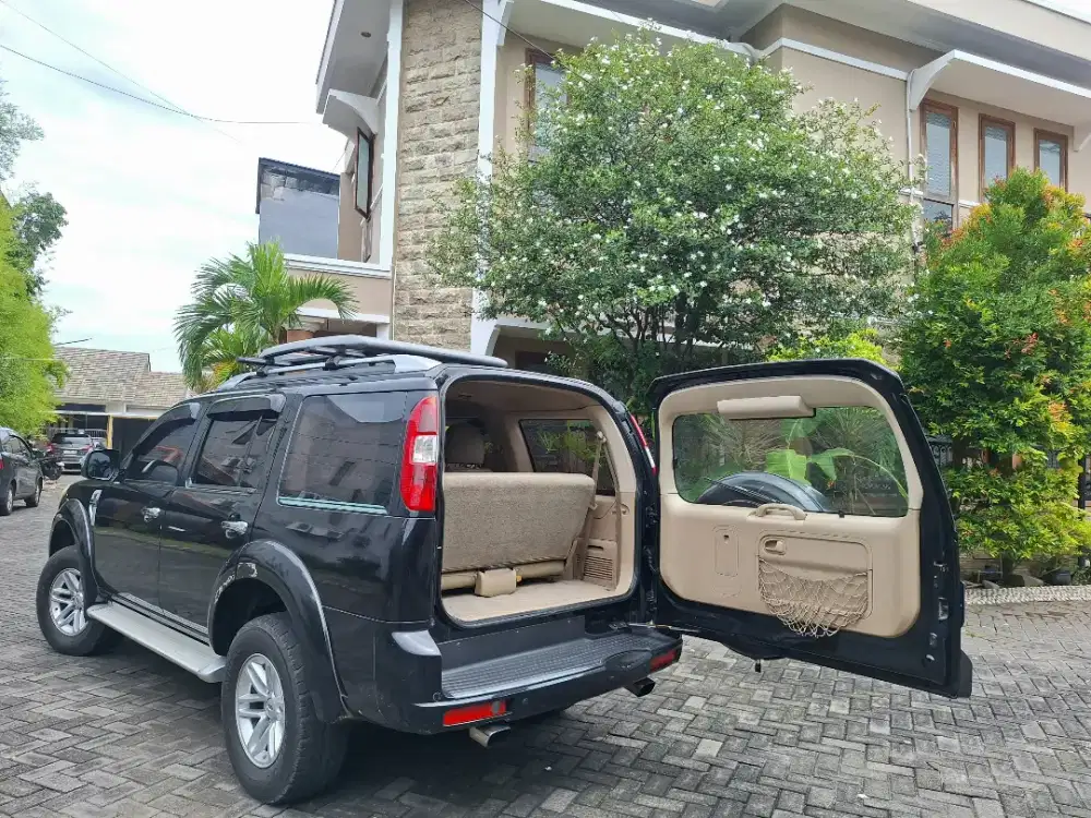 CASH TANGGUH FORD EVEREST XLT TDCI 2010