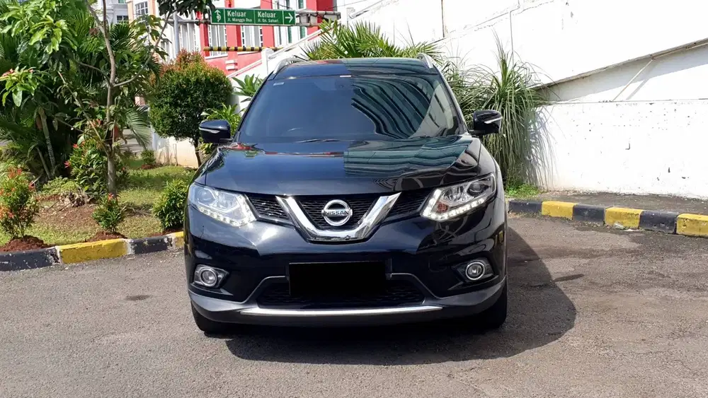 Nissan XTrail X-Trail X Trail 2.0 CVT AT Hitam NIK 2017 KM51rb Record