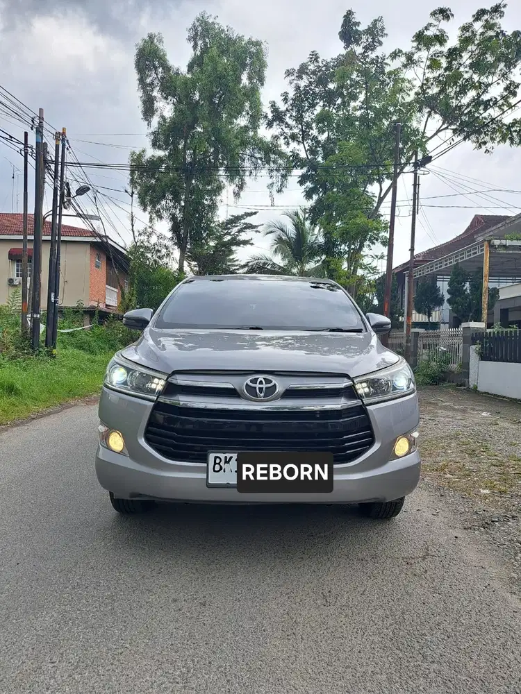 Innova Reborn V matic bensin tahun 2020 pemakaian 2021