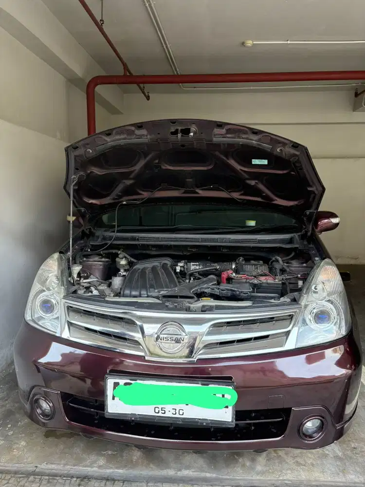 Nissan Grand livina 2012 Bensin