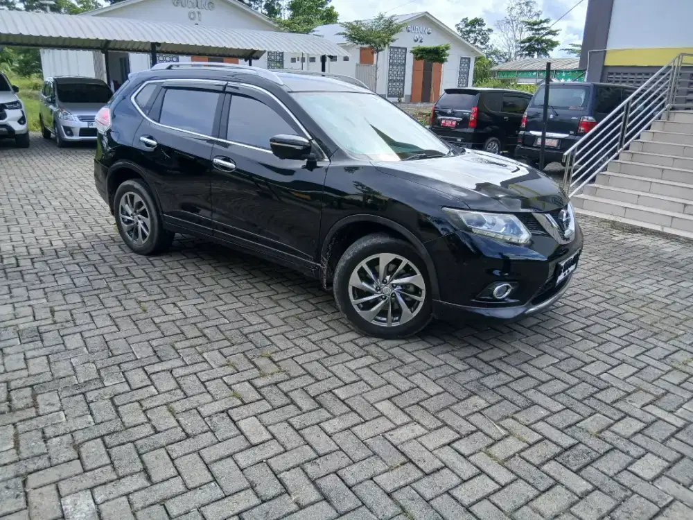 NISSAN X-TRAIL 2.5