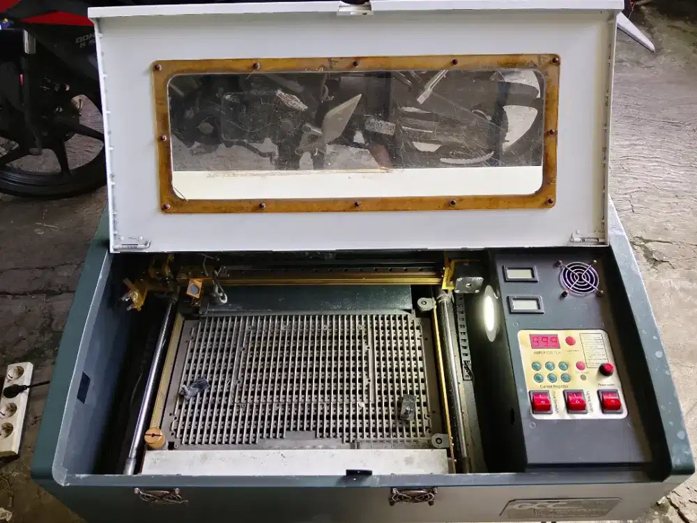 MESIN LASER CO 30 x 20