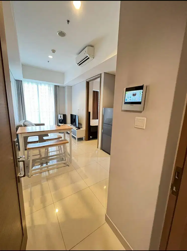 DISEWAKAN APARTEMEN TAMAN ANGGREK RESIDENCES 1 BEDROOM FURNISH