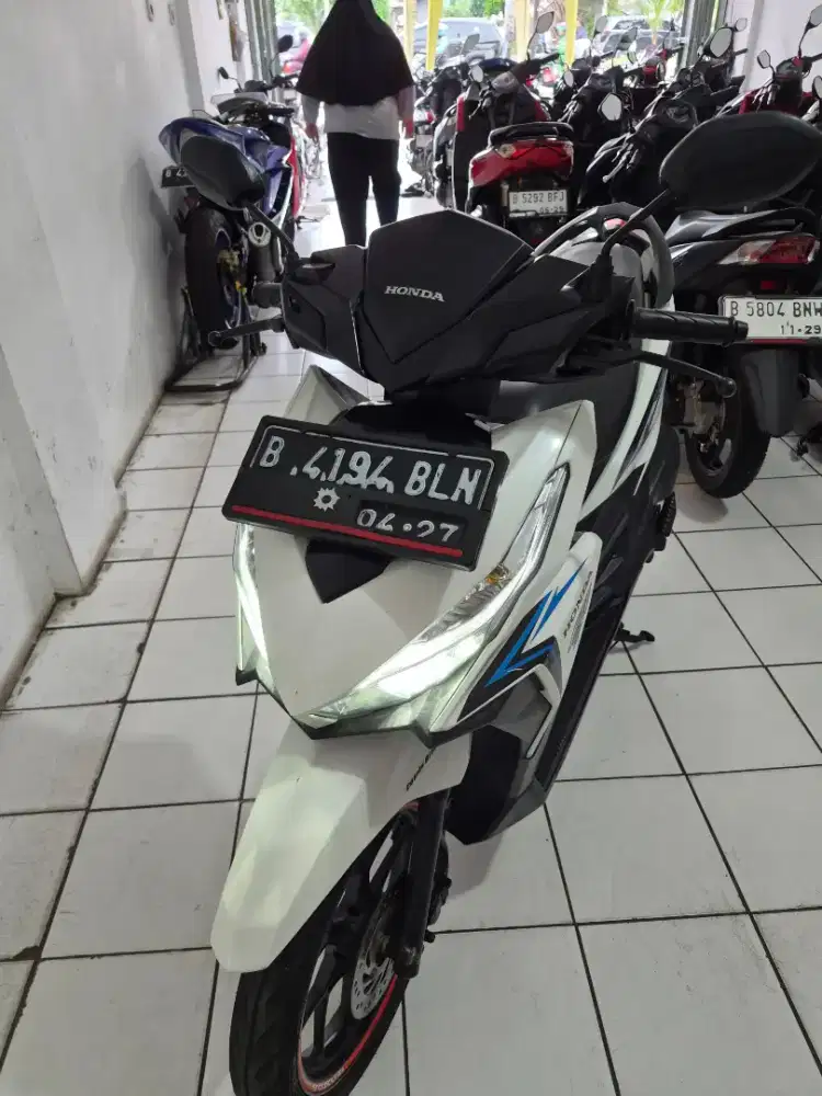 VARIO 125 2017 oke cas/ kredit DP 850