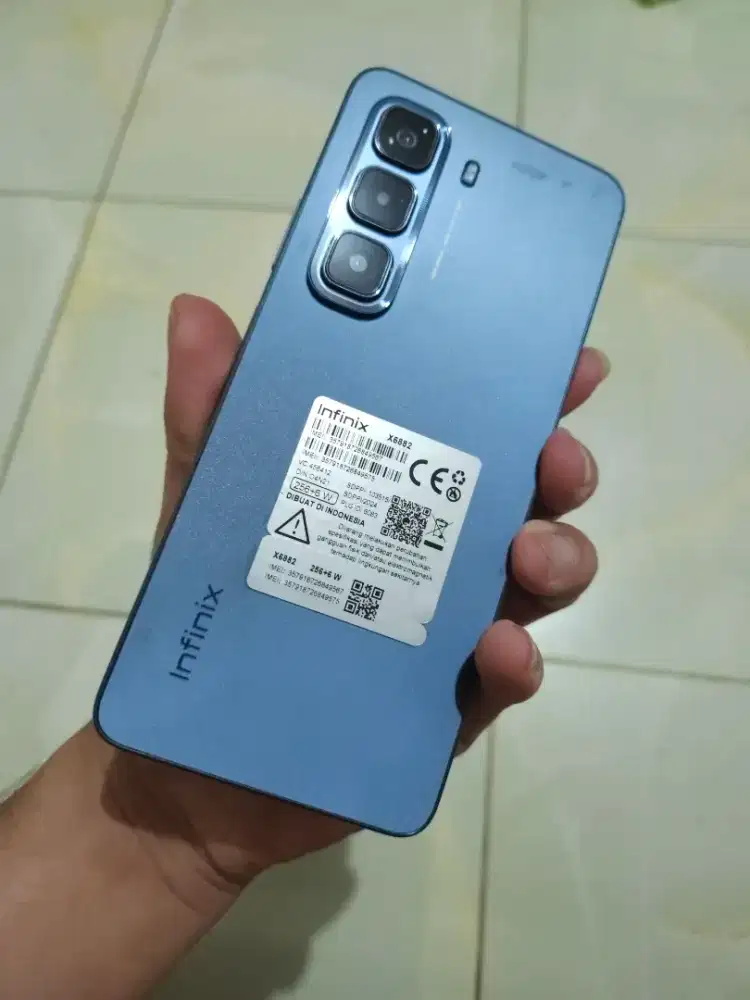 Infinix Hot 50 6/256 like new