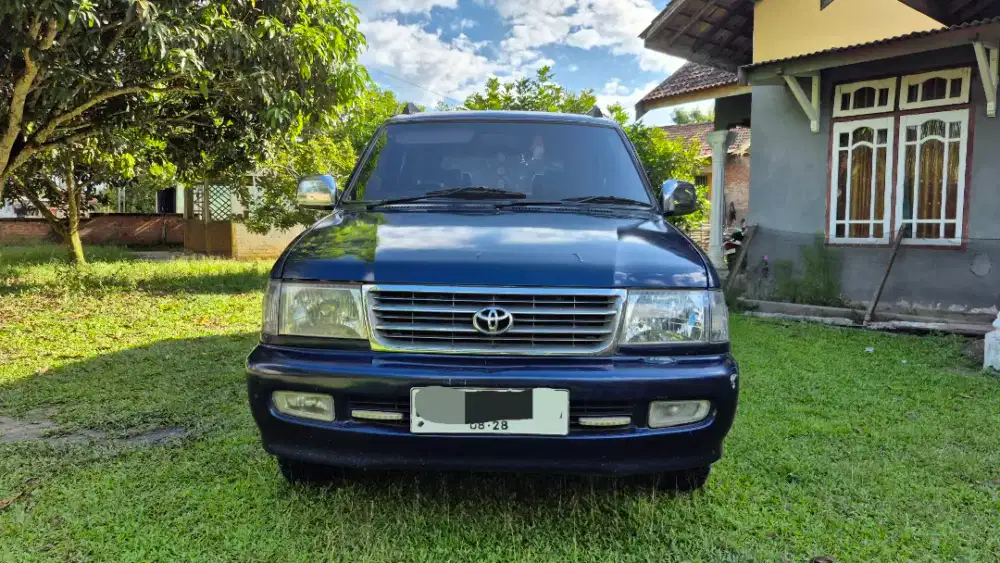 Toyota Kijang LGX 2.0 tahun 2001