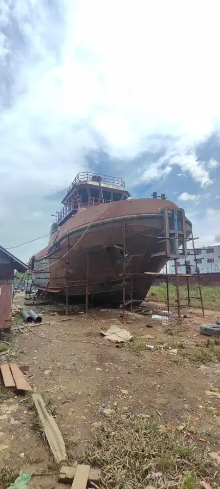Jual Kapal Tugboat Mesin 1000x2hp Tahun 2025