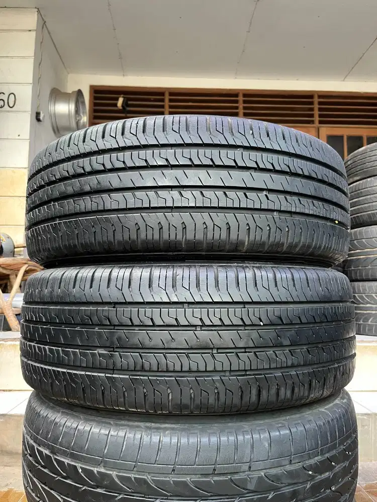 Ban Achilles Desert Hawk H/T 2  235 60 r17 2Pcs