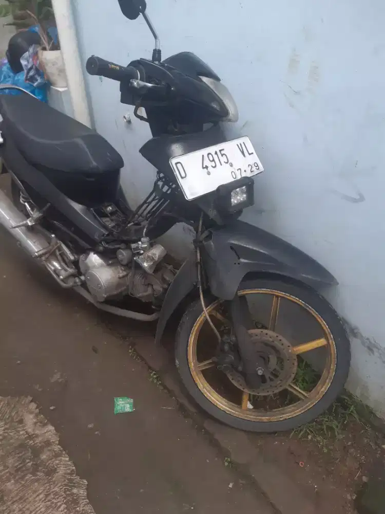 Dijual motor honda karisma,tt/bt,sama matik,