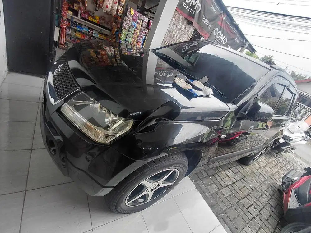 DIJUAL SUZUKI GRAND VITARA 2.0 MT