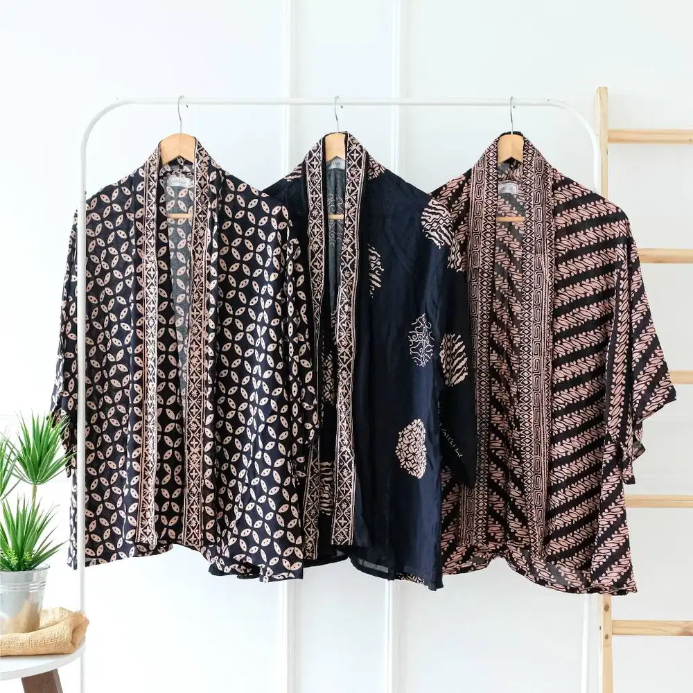 OUTER KIMONO JUMBO BATIK BIG SIZE WANITA BATIK MODERN