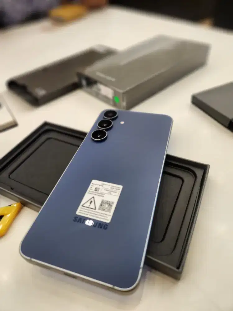 Galaxy s25 Fe (8/256 ) Free buds core pontongan 200 cicilan 0%