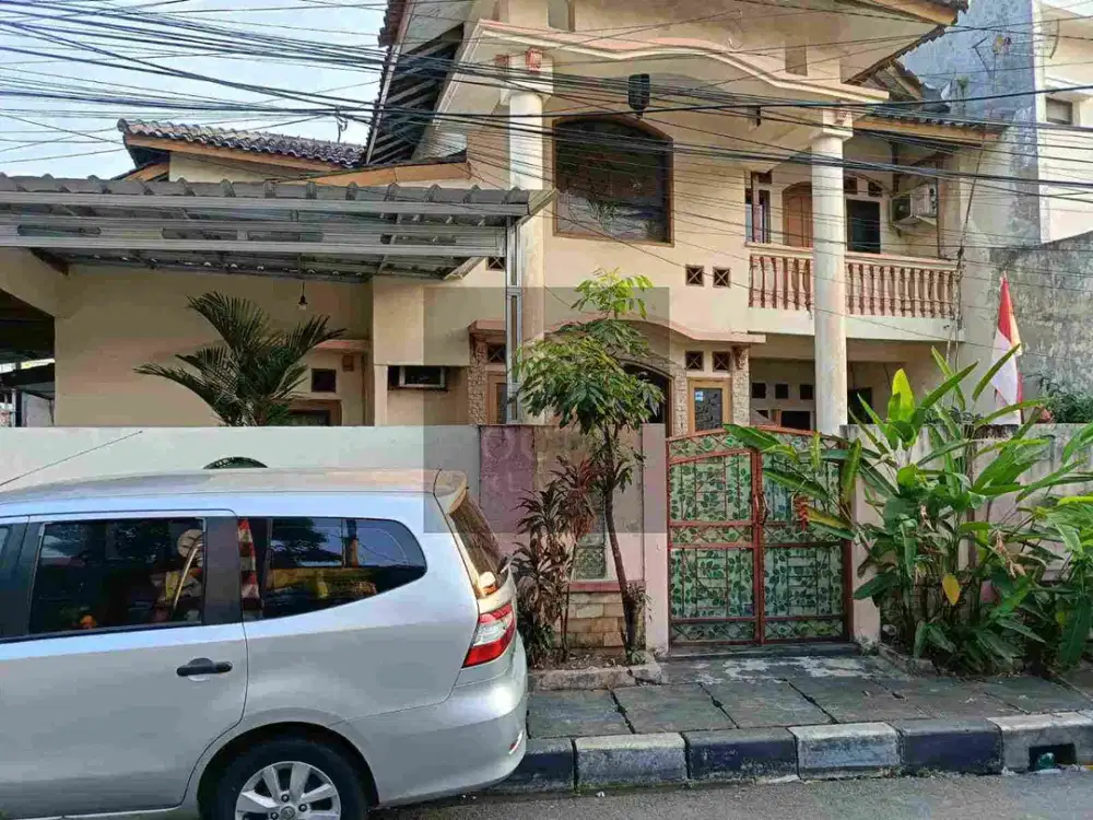 Di Jual Rumah Hook Strategis di Bunga Rampai Jakarta Timur