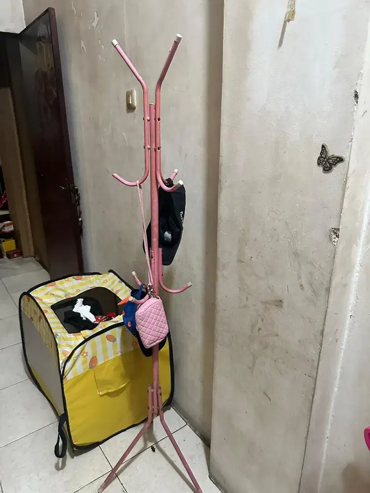 dijual tiang gantungan jaket tas dan serbaguna
