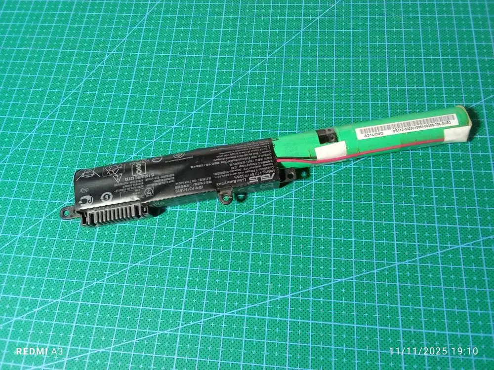 Baterai Laptop Asus Bahan Service dan Sparepart