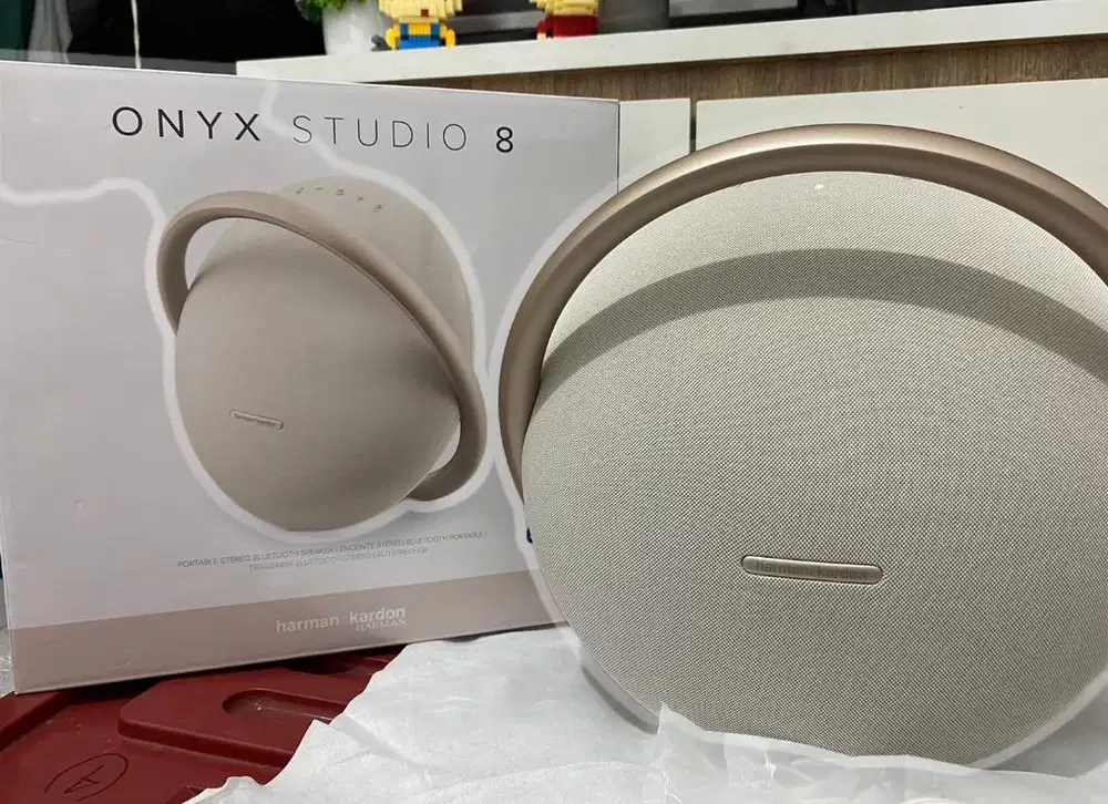 harman kardon onyx 8 champagne