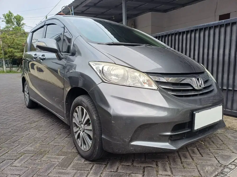 Honda Freed E PSD 2013 Automatic