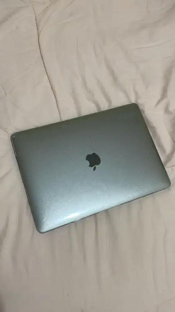 MACBOOK AIR 13 INCH 8/128 TAHUN 2019