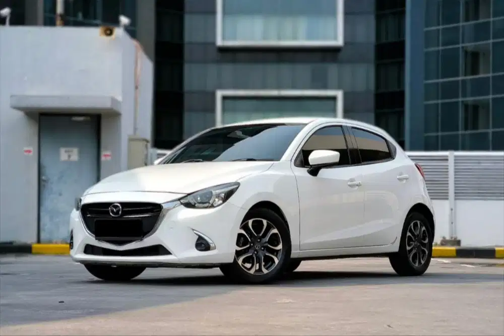 (Dp 5jt - Km 60rb) Mazda 2 R Skyactiv AT 2018 Lulus Inpeksi Siap Pakai