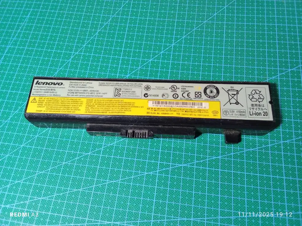 Baterai Laptop LENOVO Bahan Service dan Sparepart