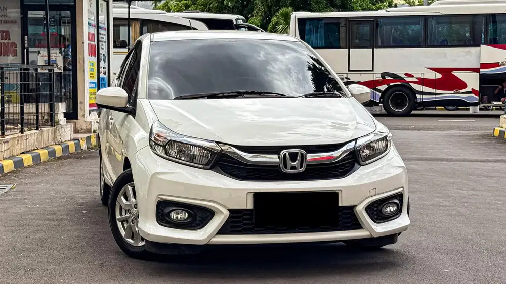 Honda Brio 1.2 E AT 2022 Putih metalik