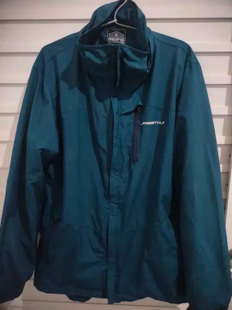 Jual jaket warna hijau merk Freestyle