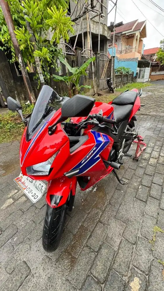 HONDA CBR150R K45a Red 2015