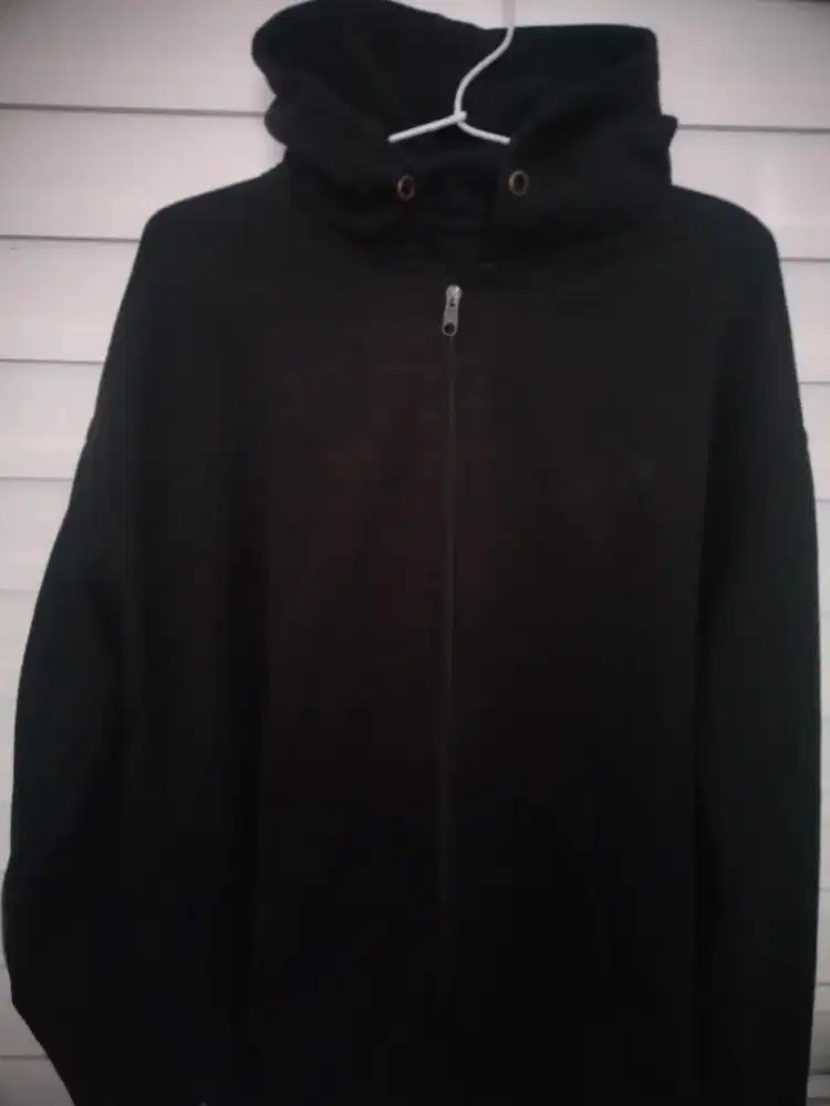 Jaket Hoodie warna hitam no brand