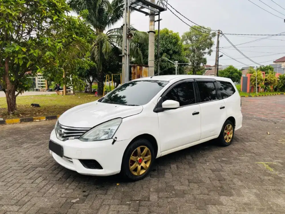 Nissan Grand Livina SV 2018