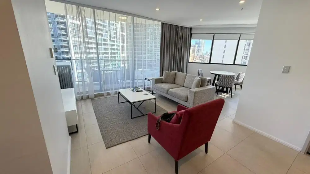 ART, asisten rumah tangga. Bisa masak.