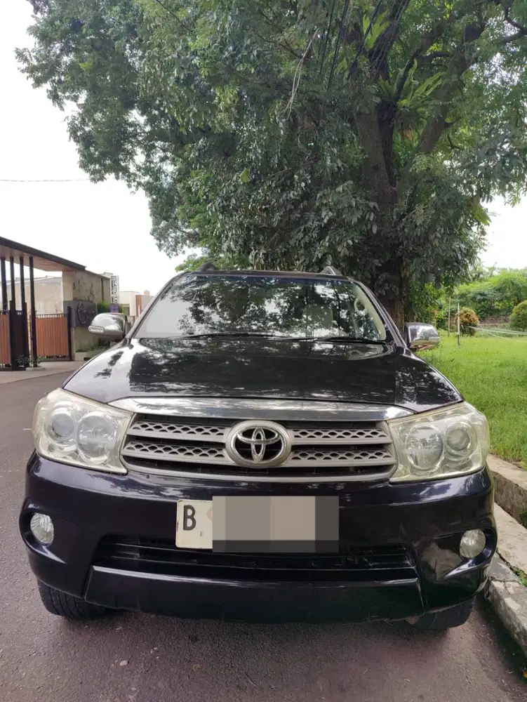 Toyota Fortuner 2.5 G MT (2009)