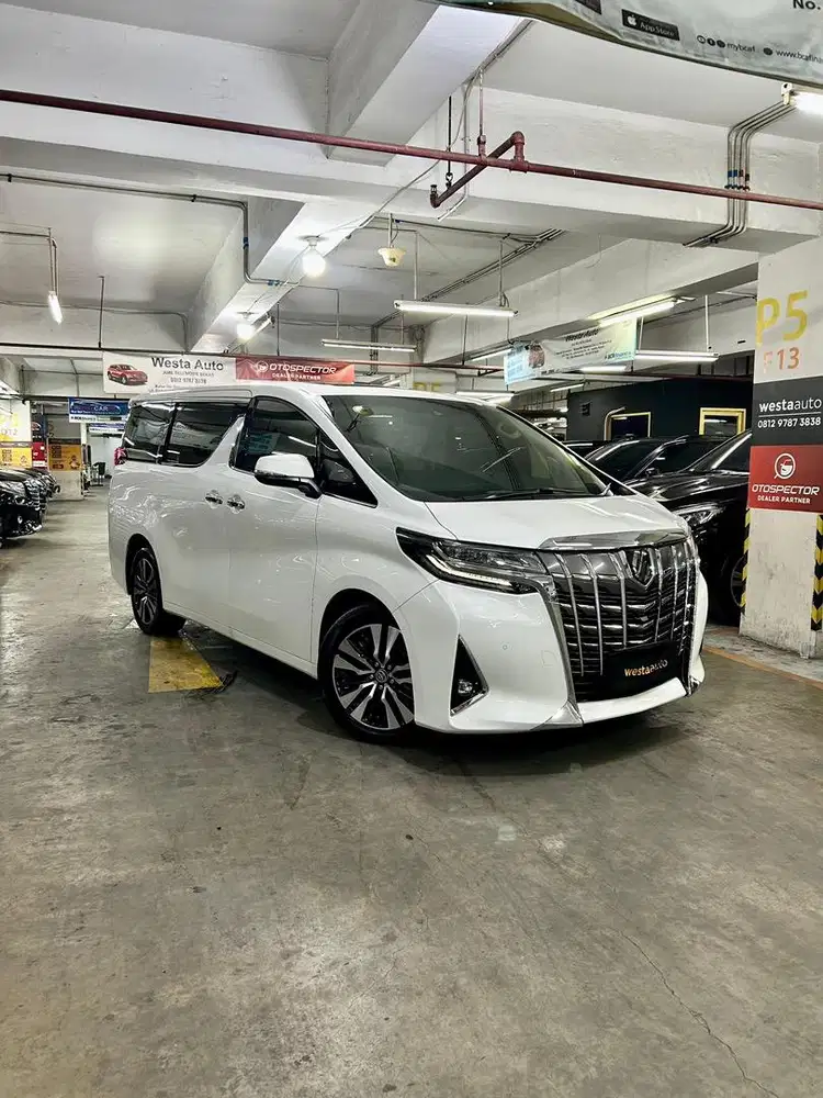 Low KM Toyota Alphard G ATPM 2022 Like New 2023