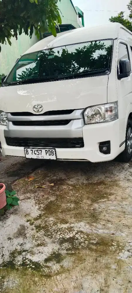 hiace 2025 low km