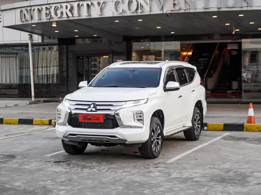 [KM26rb] Pajero Dakar 2023 Putih AT diesel