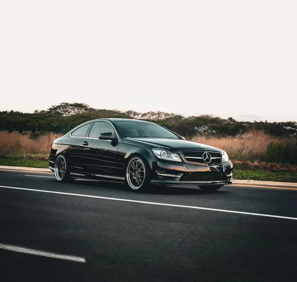 +- 207Jt Modif & Peremajaan | +- 15rb Km | W204 C250 Coupe | Mercedes