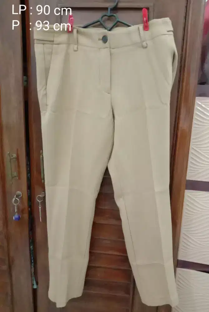 Celana Formal Merk Loft